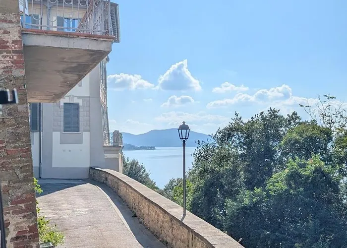 Apartment Vista - Self Check-in H24 - Borgo Segreto Monte del Lago